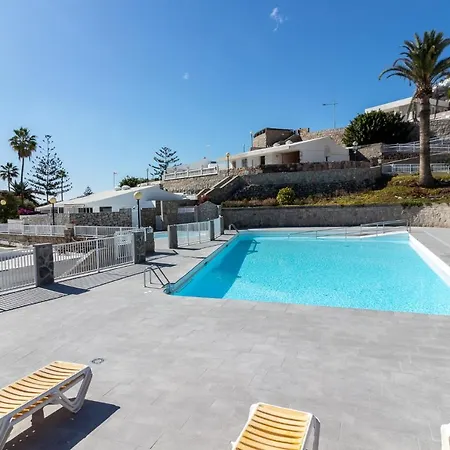 Orinoco Pool Terrace Garden *