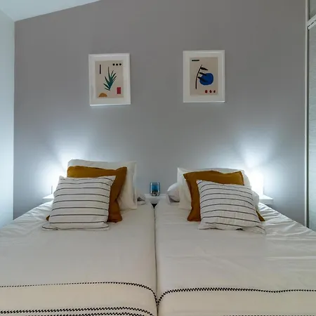 Flatguest Orinoco + Pool + Terrace + Garden *